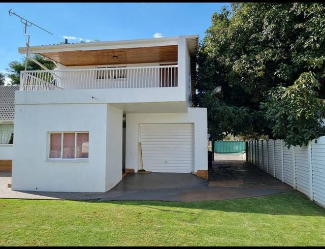 5 BEDROOM HOUSE FOR SALE IN VALHALLA